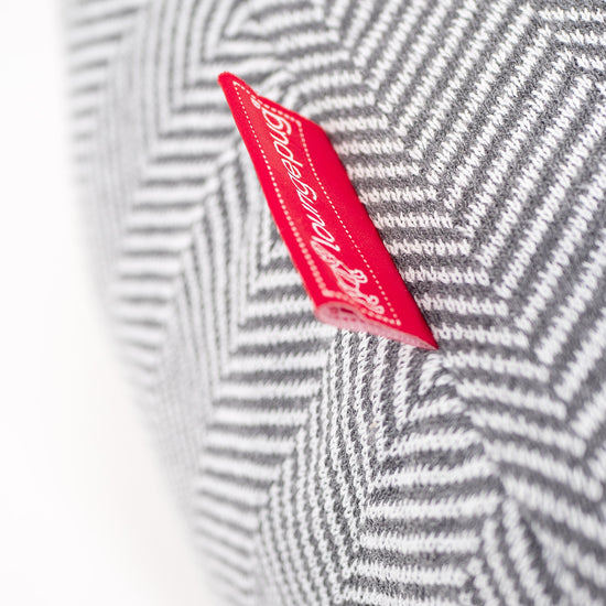 Pieni Rahi Jakkara - Neulottu Kalanruotokuvio Harmaa 02