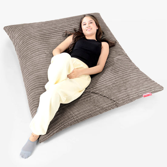 Säkkituoli XXL - Vakosametti Harmaabeige 02