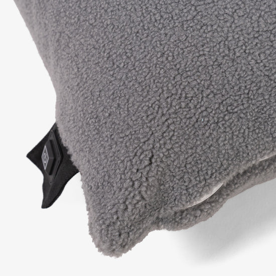 Lämpötyyny 45 x 45cm - Sherpa Harmaa 02