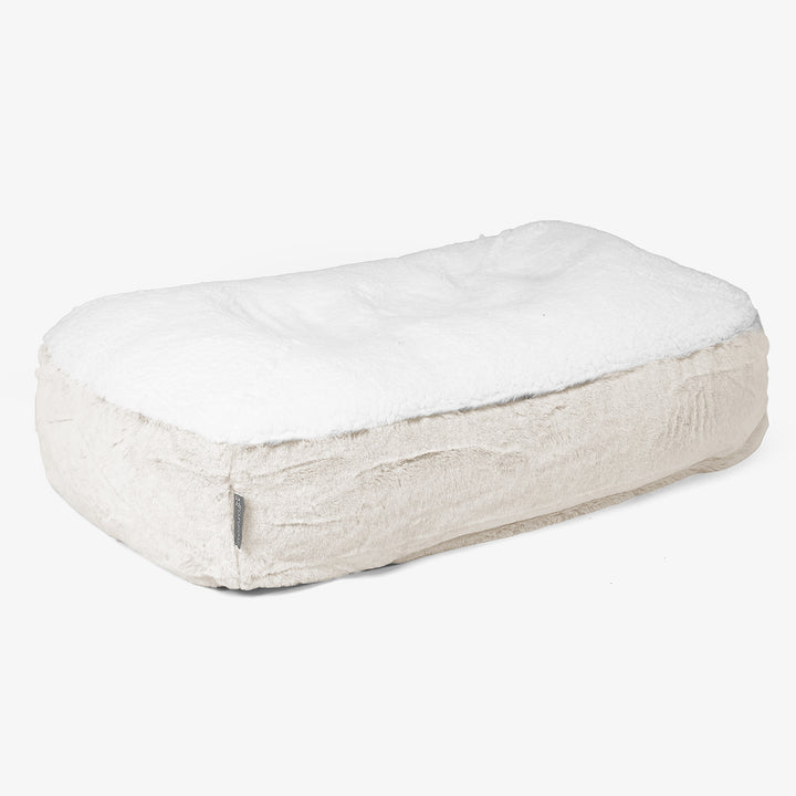 Sloucher Medium Koiranpeti - Kanitekoturkis Valkoinen 01