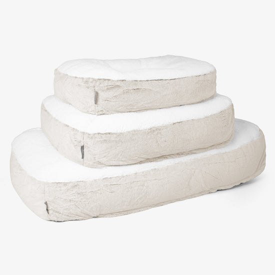 Sloucher Medium Koiranpeti - Kanitekoturkis Valkoinen 02