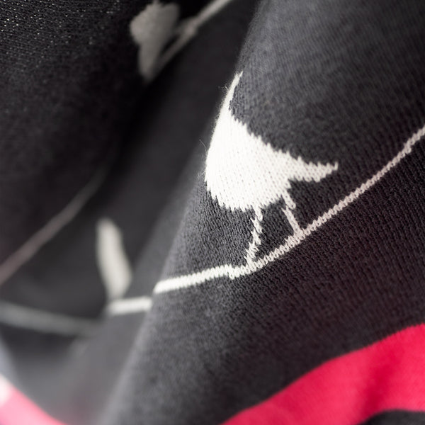 Huopa - Neulottu Bird Fabric Close-up Image
