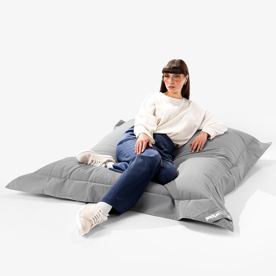 SoleiStorm™ Ultra 2000 h+ Säkkituoli XXL Ulos - Keskiharmaa 03