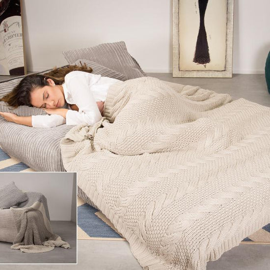 LOUNGE PUG, Avery - Futon-vuodetuoli Kaksinkertainen - Vakosametti Minkki