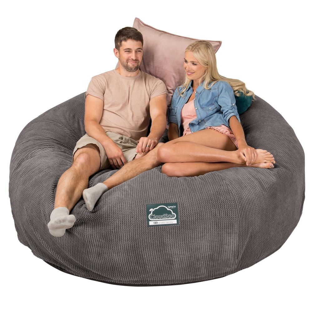 LOUNGE PUG, CloudSac 3000 XXL - Jättisuuri Muistivaahtotäytteinen Säkkituolisohva - Pompula Hiilen harmaa