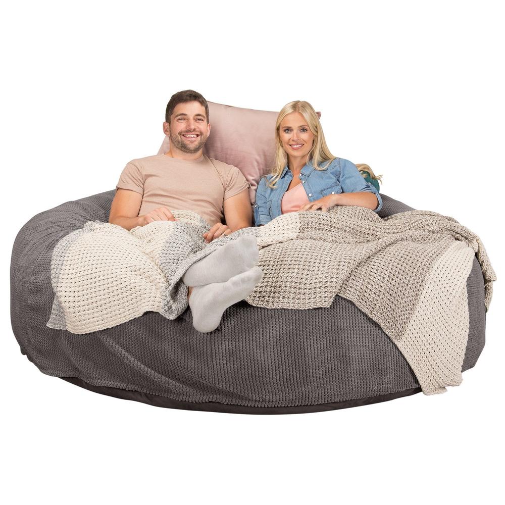 LOUNGE PUG, CloudSac 3000 XXL - Jättisuuri Muistivaahtotäytteinen Säkkituolisohva - Pompula Hiilen harmaa