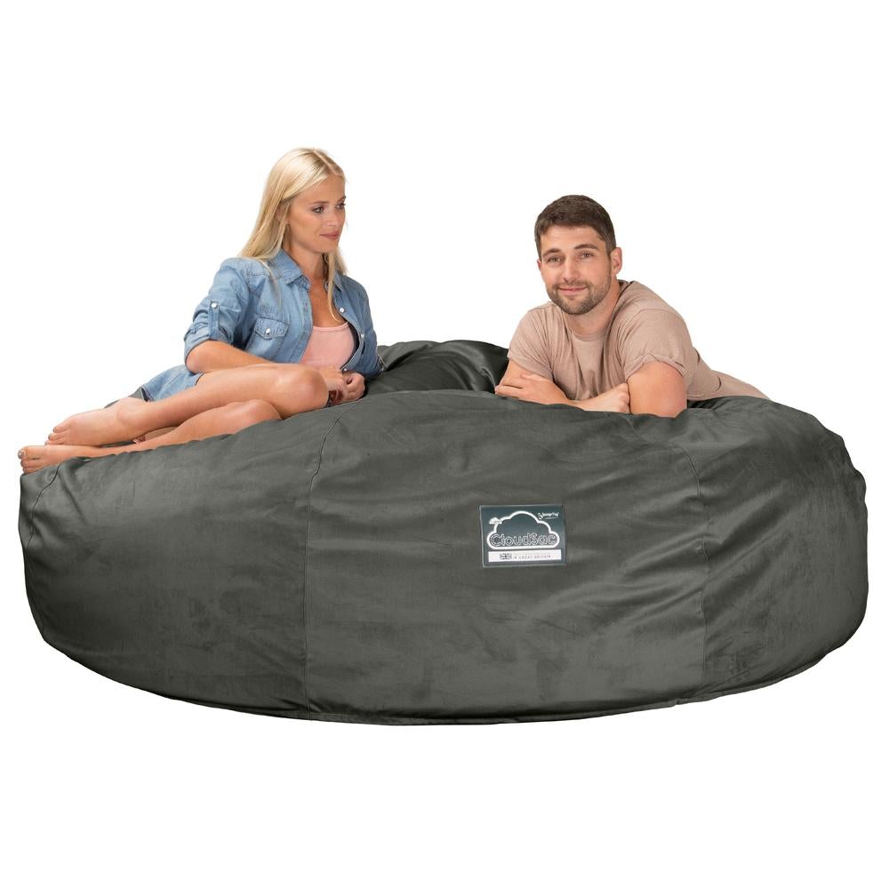 LOUNGE PUG, CloudSac 3000 XXL - Jättisuuri Muistivaahtotäytteinen Säkkituolisohva - Sametti Grafiitti
