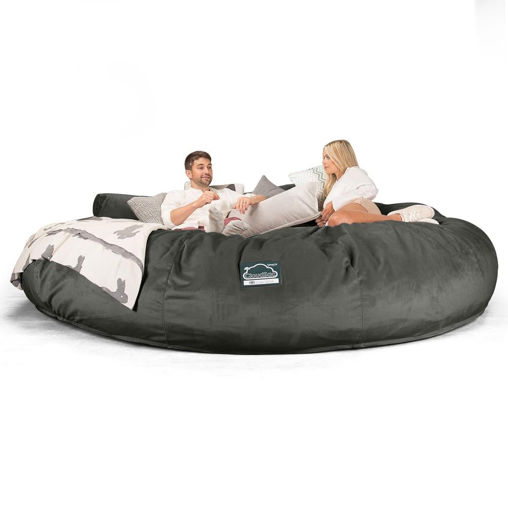 LOUNGE PUG, CloudSac 5000 XXXXXL - Suuri Muistivaahtotäytteinen Säkkituolisohva - Sametti Grafiitti