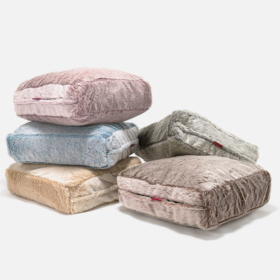 Iso Lattiatyyny - Kanitekoturkis Puuteripinkki 04