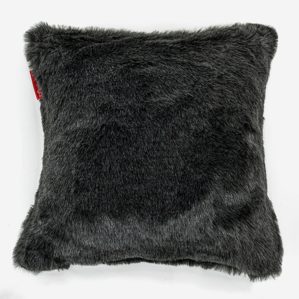 Tyyny 47 x 47cm - Tekoturkis Musta 01