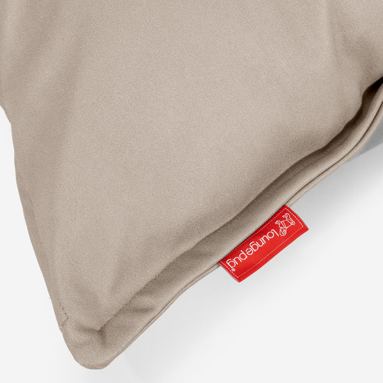 Tyynynsuojus 47 x 47cm - Vegaaninahka Norsunluu 03