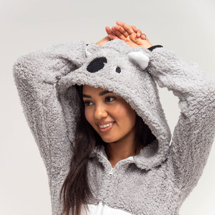 Naisten fleece-eläinhaalari - Koala 02