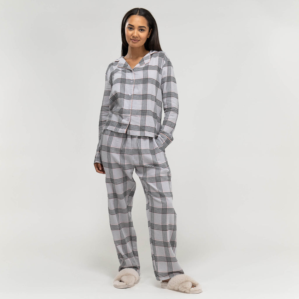 Naisten Pyjama - Ruutukuvio 04